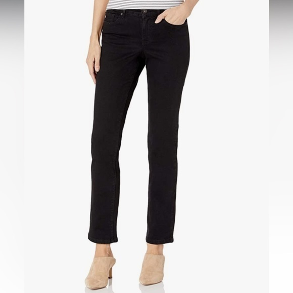 8 Chaps Madden Straight Slimming Fit Jeans - Black Boot Cut‎